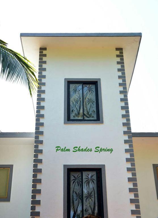 Отель Palm Shades Spring Бенаулим Экстерьер фото